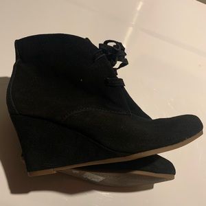 Dolce Vita, Black suede bootie wedges